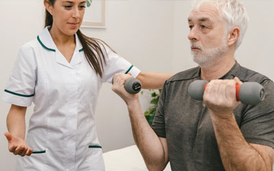 Reformer Pilates vs. Osteopathy: What’s the Difference and When Do You Need Each?